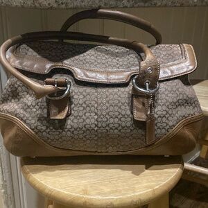 Vintage Coach signature Logo Tan satchel Bag